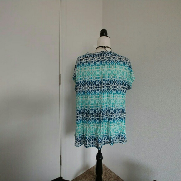 Cute and comfy blues and white pattern. - Picture 2 of 2